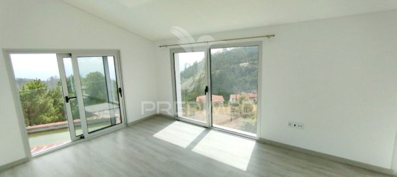 3 bedrooms House in Calheta, Portugal No. 115179 18