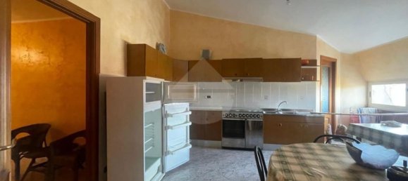 6 chambres Appartement à Acri, Italy No. 359260 4