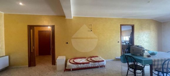 6 chambres Appartement à Acri, Italy No. 359260 2