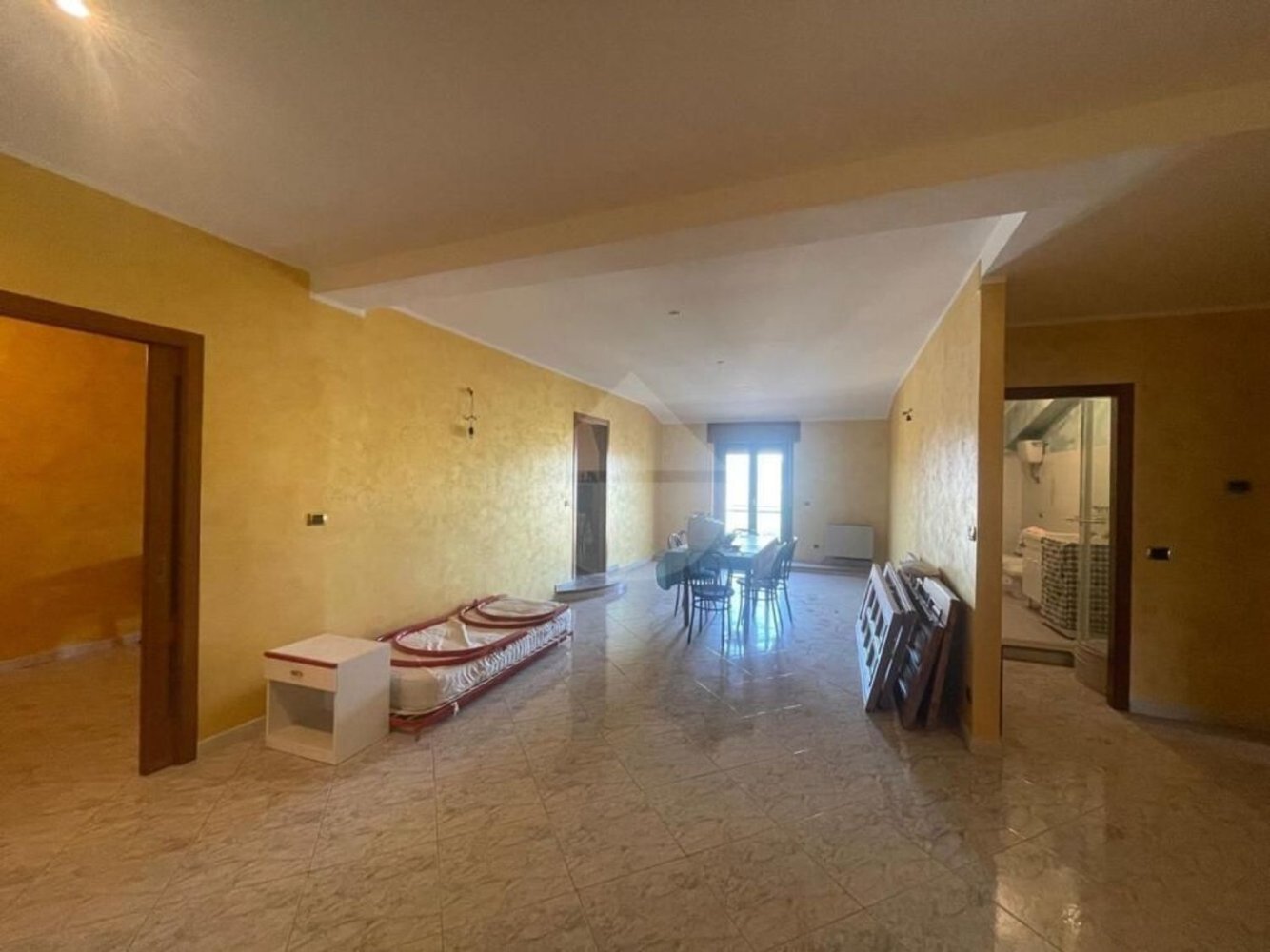 6 chambres Appartement à Acri, Italy No. 359260