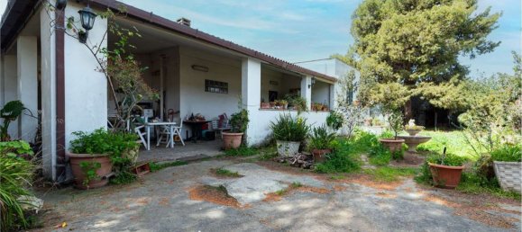 4 bedrooms House in Quartu Sant'Elena, Italy No. 339560 3