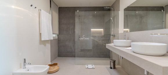 Вилла с 4 спальнями в Фуншал, Португалия № 144072 43