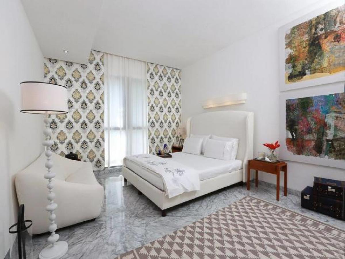 Casa T4 em Pune, India N.º 12249