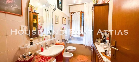 2 bedrooms Apartment in Livorno, Italy No. 278937 23