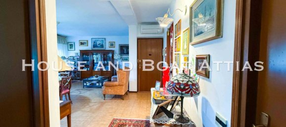 2 bedrooms Apartment in Livorno, Italy No. 278937 25