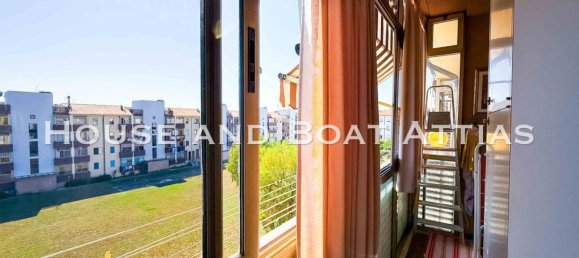2 bedrooms Apartment in Livorno, Italy No. 278937 5