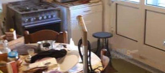 5 rooms Apartment in Rome, Italy No. 190322 9