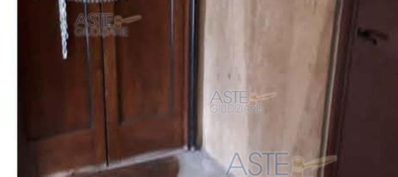 5 rooms Apartment in Rome, Italy No. 190322 3