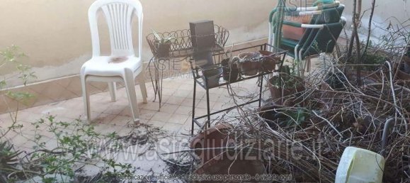 5 rooms Apartment in Rome, Italy No. 190322 10