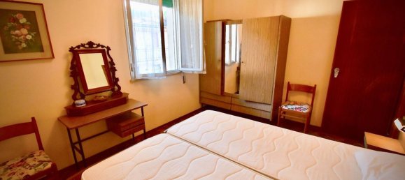 4 bedrooms Apartment in Comacchio, Italy No. 377355 18