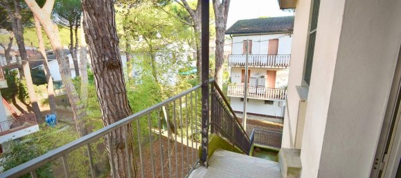 4 bedrooms Apartment in Comacchio, Italy No. 377355 8