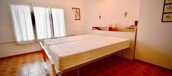 4 bedrooms Apartment in Comacchio, Italy No. 377355 24