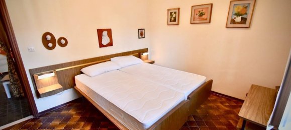 4 bedrooms Apartment in Comacchio, Italy No. 377355 19