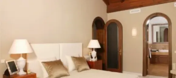 5 bedrooms Villa in Benahavis, Spain No. 89204 4