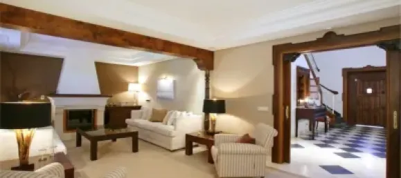 5 bedrooms Villa in Benahavis, Spain No. 89204 7