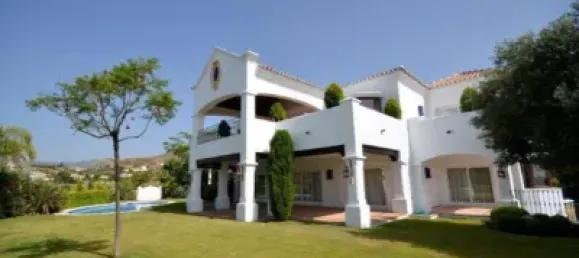 5 bedrooms Villa in Benahavis, Spain No. 89204 12