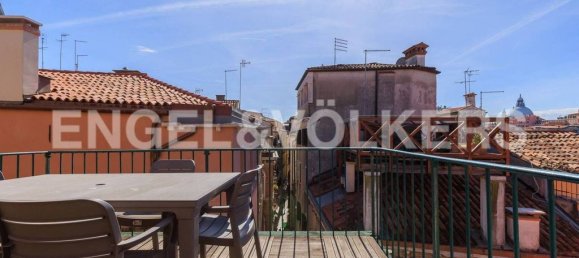 2 bedrooms Apartment in Venice, Italy No. 127891 5