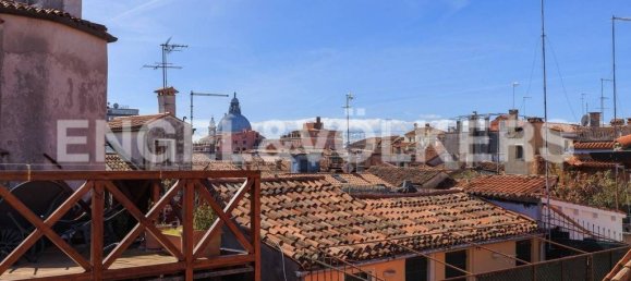 2 bedrooms Apartment in Venice, Italy No. 127891 7