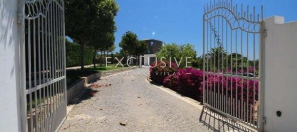 5 bedrooms Villa in Alvor, Portugal No. 186962 2