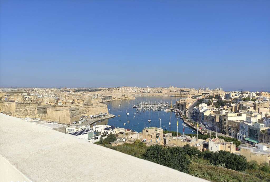 3 bedrooms Apartment in Kalkara, Malta No. 4481