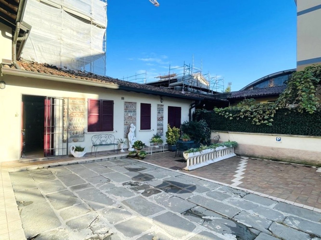 2 bedrooms Apartment in Chiari, Italy No. 391789