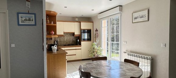 5 bedrooms House in Doubs, France No. 48457 9