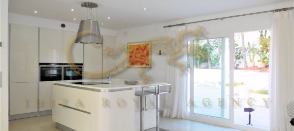 Вилла с 5 спальнями в Сьюдад Ибицы, Испания № 871 6