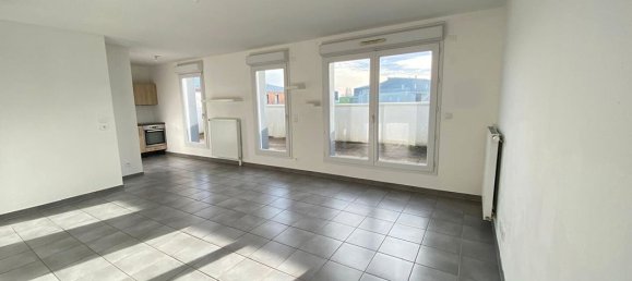 3 Schlafzimmer Wohnung in Orleans, France, Nr. 271390 2