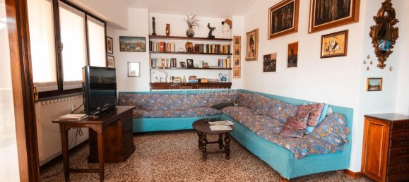 Apartamento de 3 habitaciónes en Merate, Italy No. 3121 6