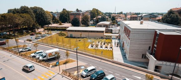 Apartamento de 3 habitaciónes en Merate, Italy No. 3121 42