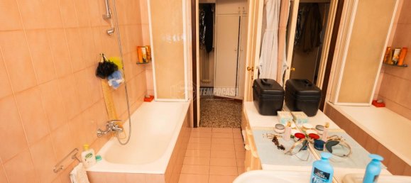 Apartamento de 3 habitaciónes en Merate, Italy No. 3121 48