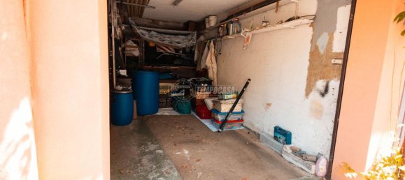 Apartamento de 3 habitaciónes en Merate, Italy No. 3121 54