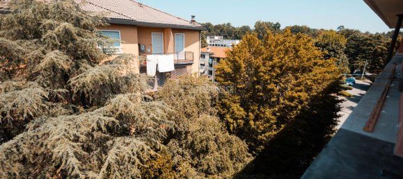 Apartamento de 3 habitaciónes en Merate, Italy No. 3121 25
