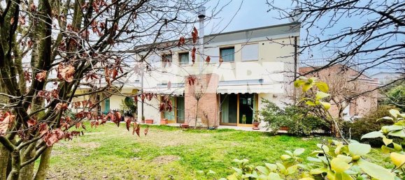 12 rooms Villa in Mogliano Veneto, Italy No. 103561 3