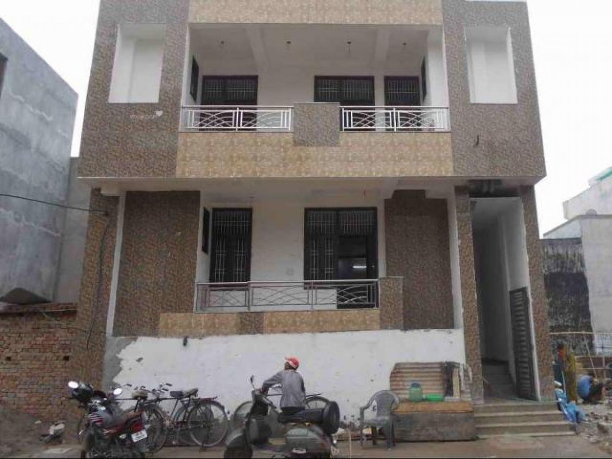 3 bedrooms House in Ghaziabad, India No. 43533