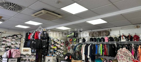 1-Zimmer Gewerbliche Immobilie in Rome, Italy, Nr. 365167 7