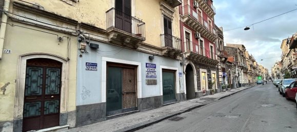  عقار تجاري في Paternò, Italy 120متر مربع رقم 258966 2