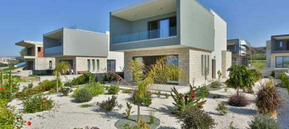 4 bedrooms Villa in Chloraka, Cyprus No. 16260 4