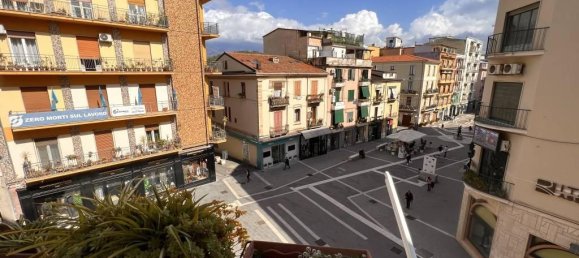 5-Zimmer Wohnung in Cosenza, Italy, Nr. 21146 10