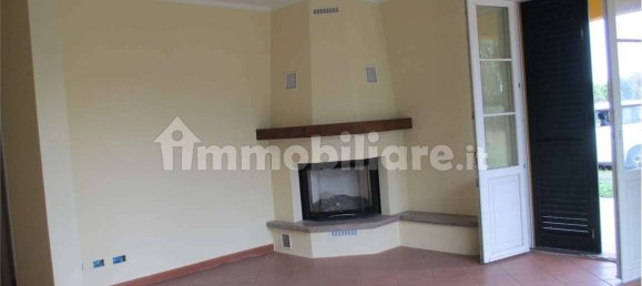 2 Schlafzimmer Villa in Capannori, Italy, Nr. 106887 4