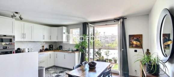 2 bedrooms Apartment in Suresnes, France No. 183862 4