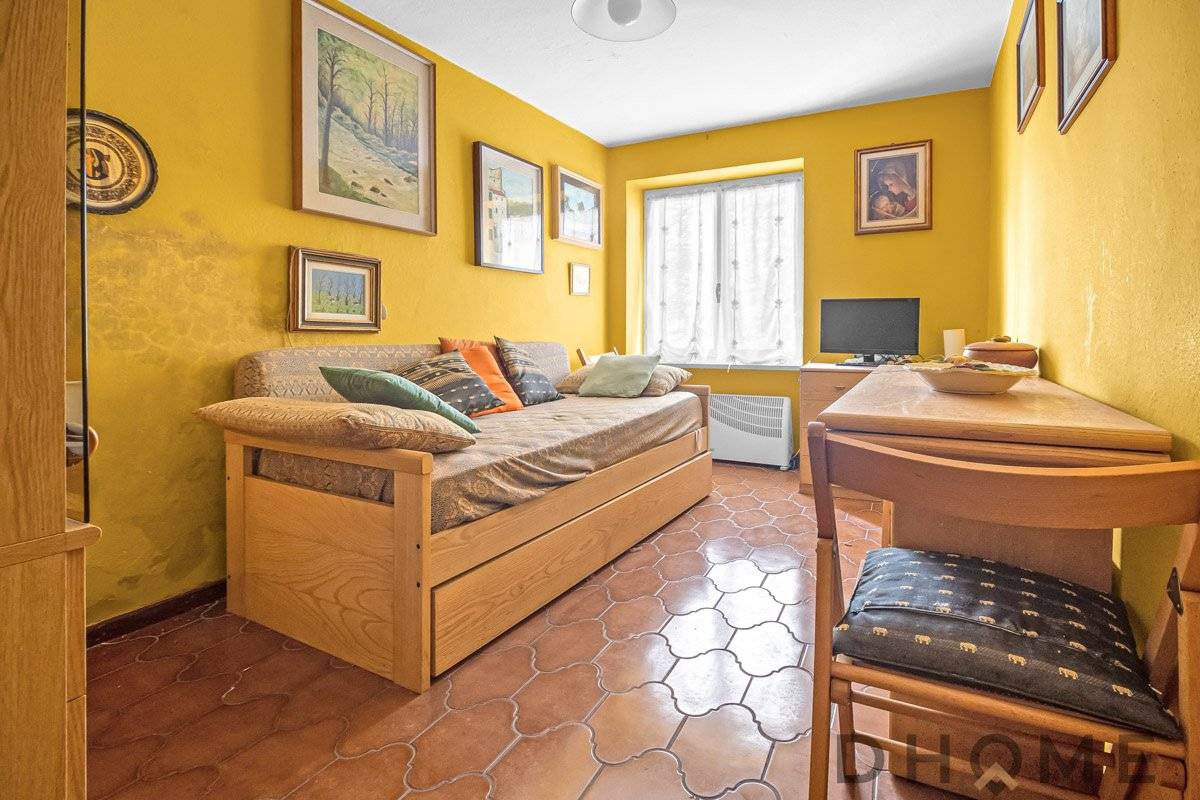 Estudio en Valvarrone, Italy No. 279967