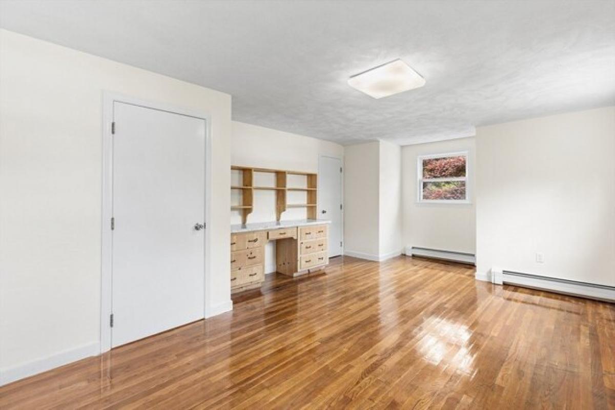 4 Schlafzimmer Haus in Billerica, USA, Nr. 408093