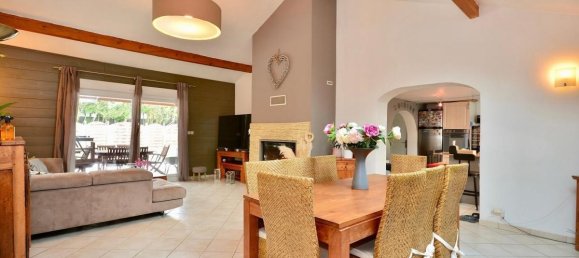 Villa de 4 dormitorios en Amberieux-en-Dombes, France No. 204181 3