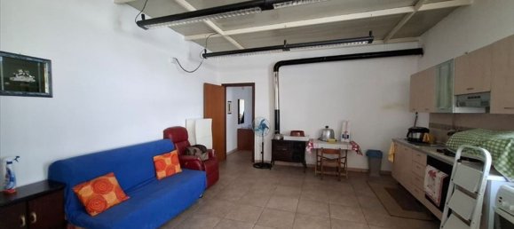 Дом с 10 комнатами в Конверсано, Италия № 303153 24