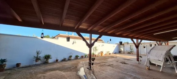 Дом с 10 комнатами в Конверсано, Италия № 303153 29