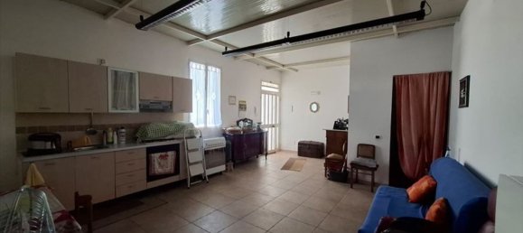 Дом с 10 комнатами в Конверсано, Италия № 303153 23