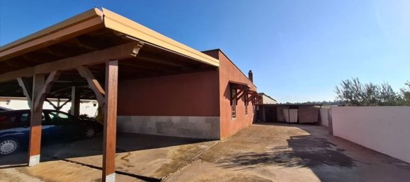 Дом с 10 комнатами в Конверсано, Италия № 303153 30