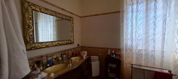 Дом с 10 комнатами в Конверсано, Италия № 303153 18