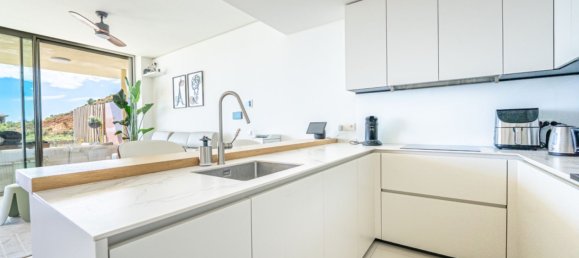 Квартира с 3 спальнями в Фуэнхирола, Испания № 146643 4